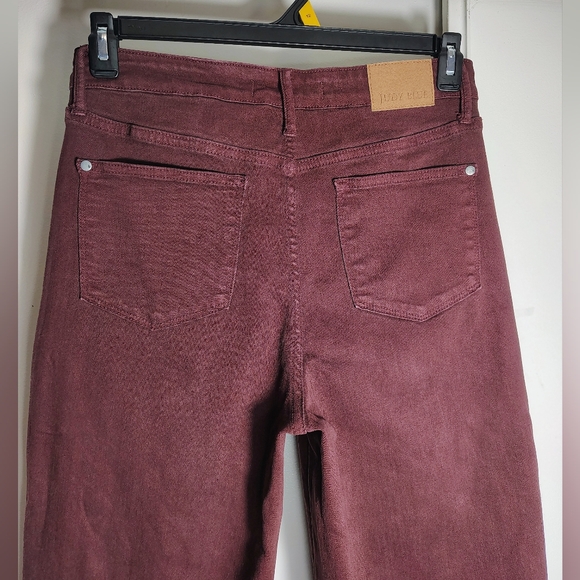 Judy Blue tummy control garment-dyed high-rise wide-leg crop jeans oxblood sz 29 - Picture 8 of 16